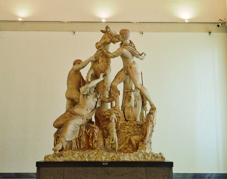 Toro Farnesio en el Museo Arqueológico de Nápoles