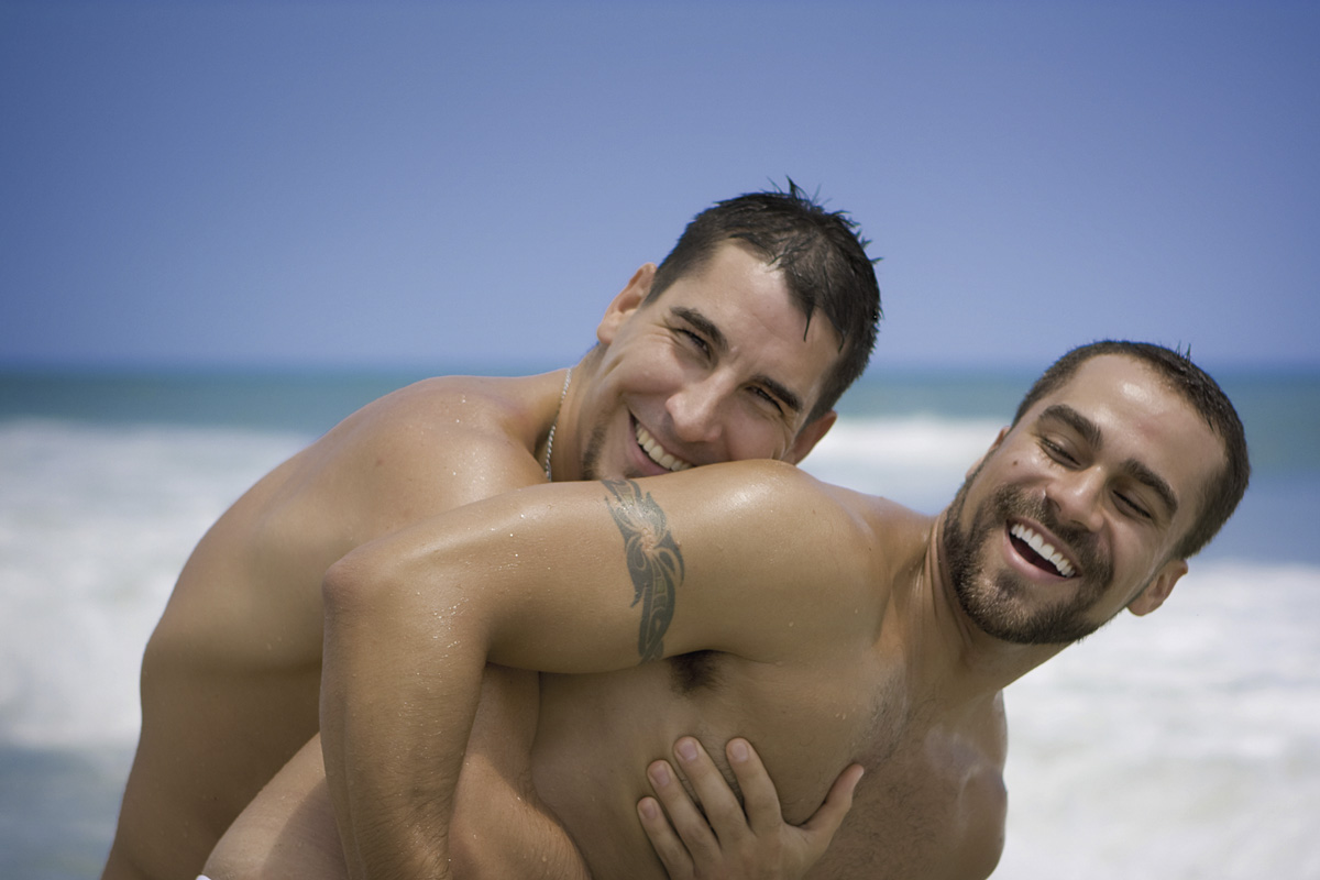 Playas nudistas, consejos para tu primera vez - Revista GB - GAY BARCELONA